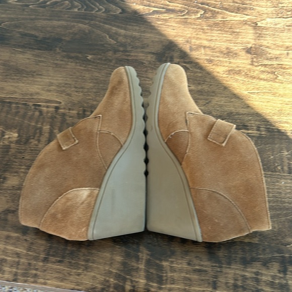 White Mountain Women's Chestnut Brown Suede Wedge Kix Ankle Boots Size 8… - Picture 6 of 7